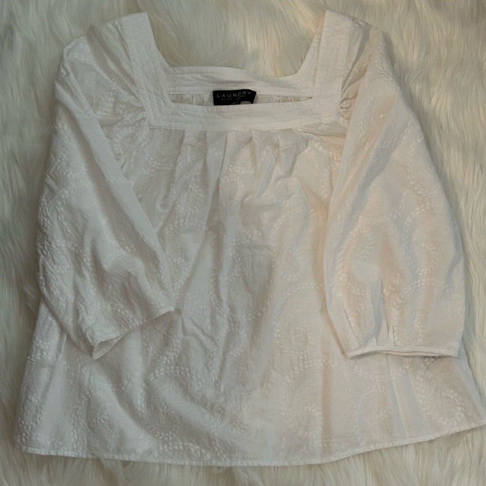 NWOT - Laundry By Shelli Segal Cream Textured Blouse